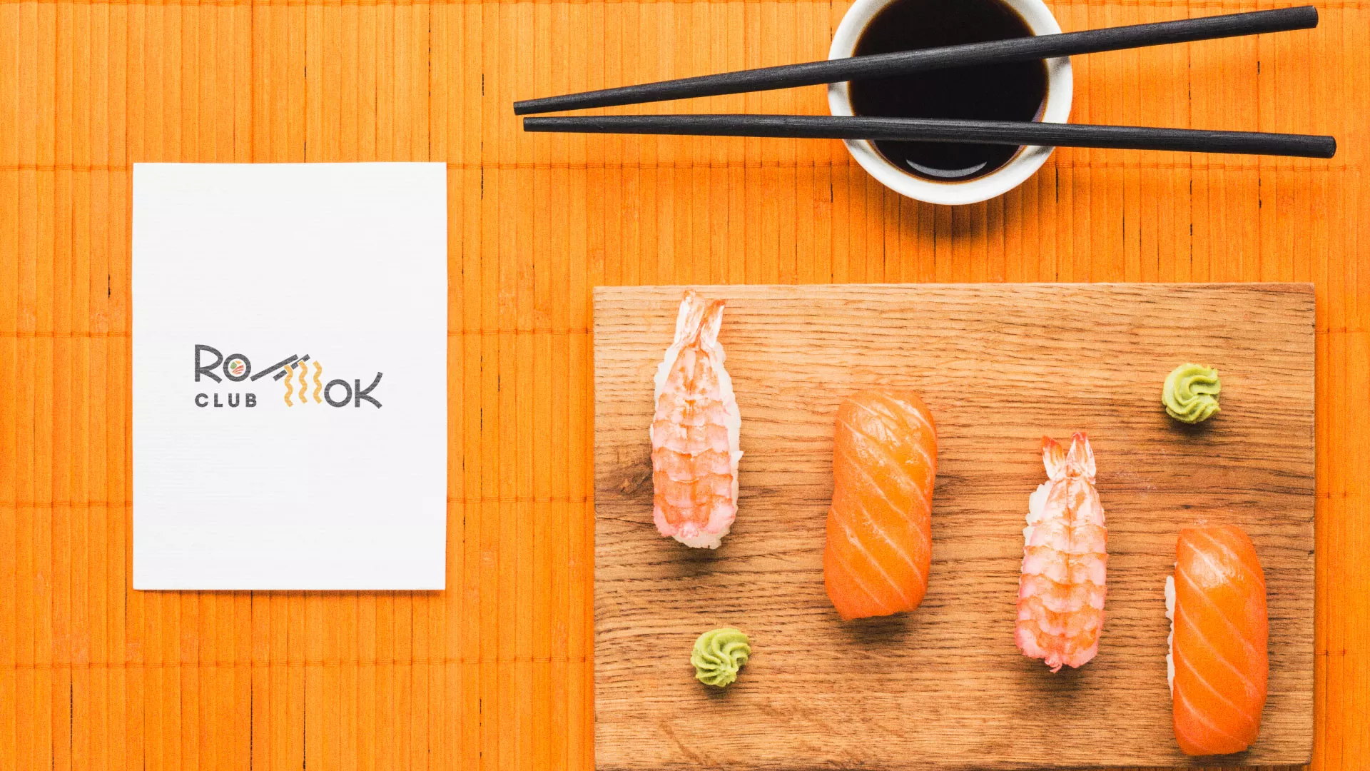 Создание логотипа суши-бара «Roll Wok Club» в Дальнегорске